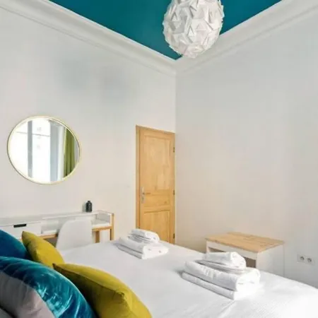 Appartamento Cozy 2 Bedroom In Parigi